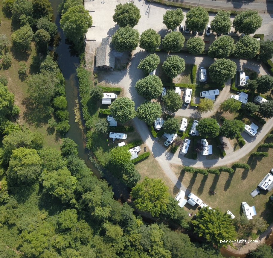 Aire Camping-Car Participative - Villecomtal en Aveyron — photo 7