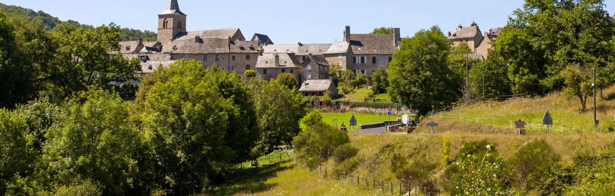 Espeyrac_vue_du_village_6229