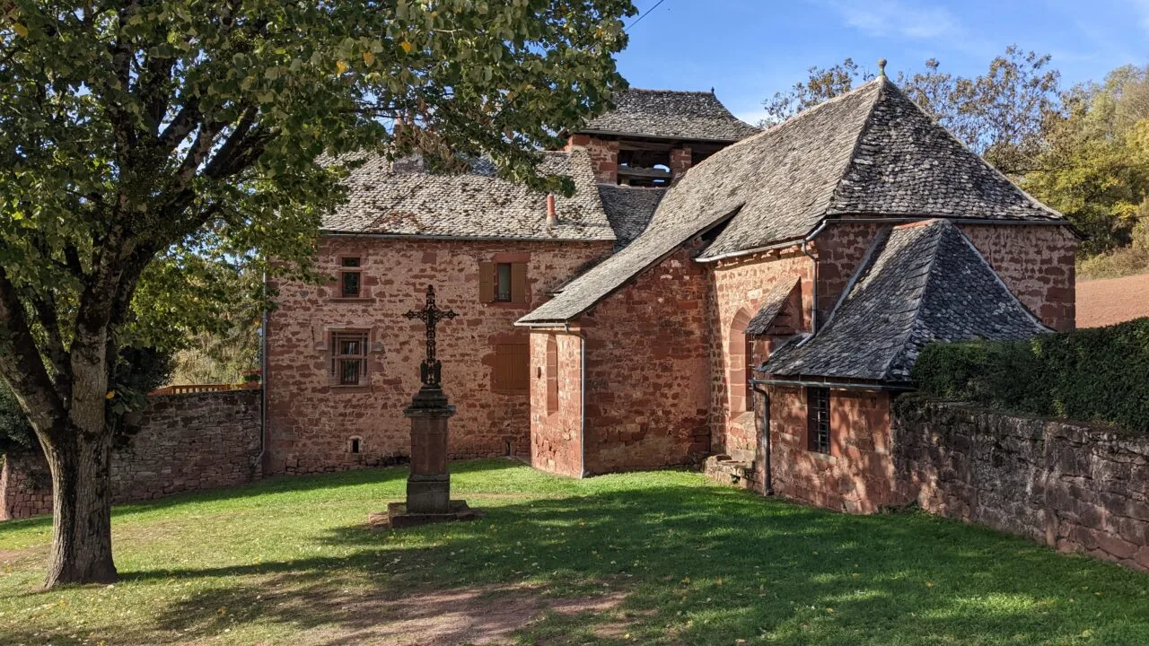 Eglise de Ségonzac, Villecomtal (12)